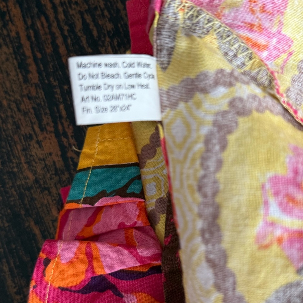 Colorful Floral Ruffled Apron - Picture 5 of 5